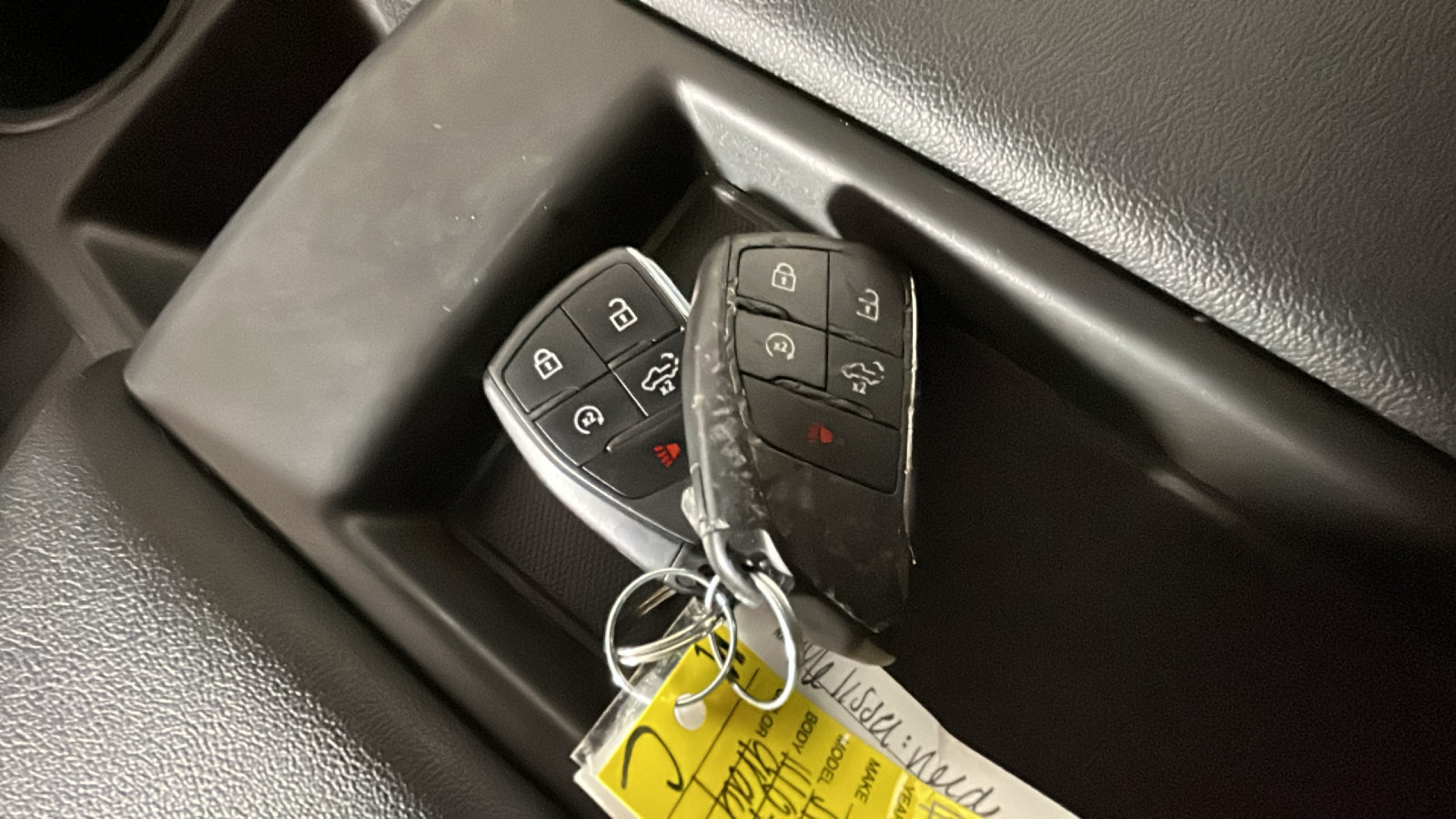 Used 2024 Chevrolet Silverado 1500 LT AWD/4WD image 25