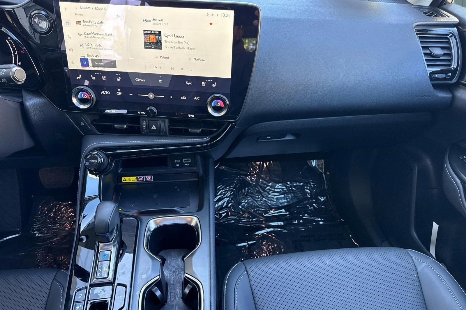 Used 2025 Lexus NX 350h AWD w/ Cold Area Package image 30