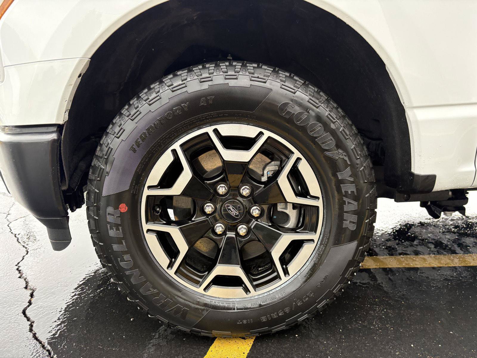 Used 2022 Ford F150 Lightning Pro AWD/4WD image 26