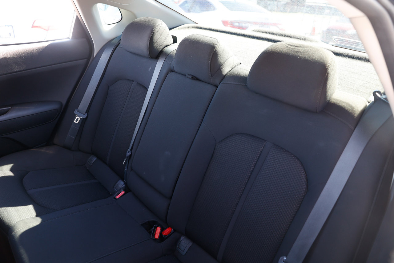 Used 2017 Kia Optima LX image 8