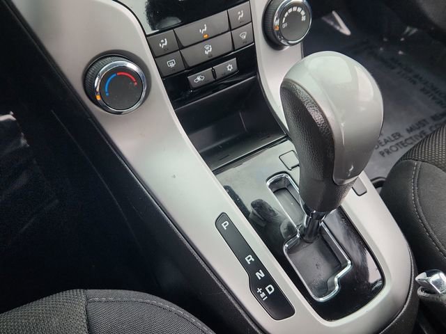 Used 2015 Chevrolet Cruze LT w/ Sun And Sound Package image 41