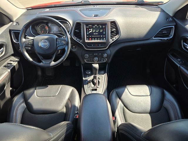 Used 2021 Jeep Cherokee Trailhawk w/ Sun, Sound & Nav Group AWD/4WD image 3