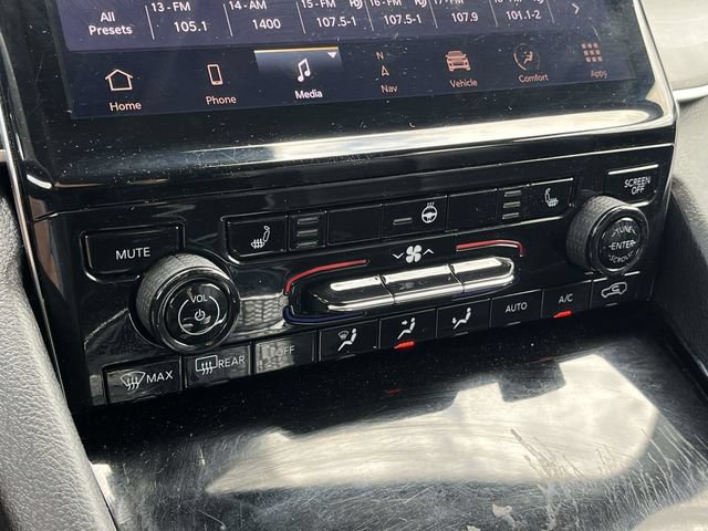 Used 2021 Jeep Grand Cherokee L Limited AWD/4WD image 34