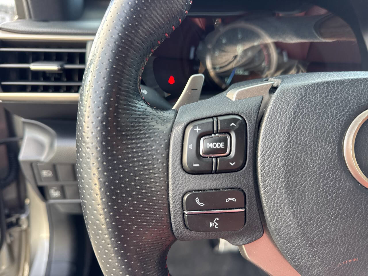 Used 2018 Lexus IS 300 F Sport w/ F Sport Package image 23