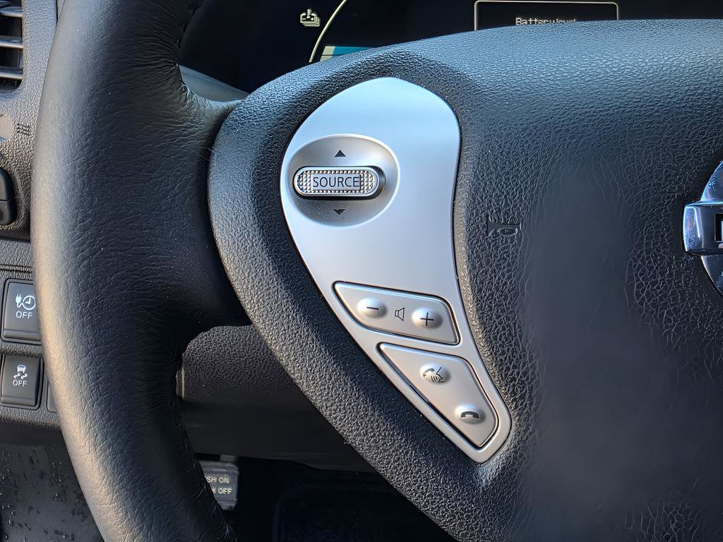 Used 2015 Nissan Leaf S w/ Charge Package image 24