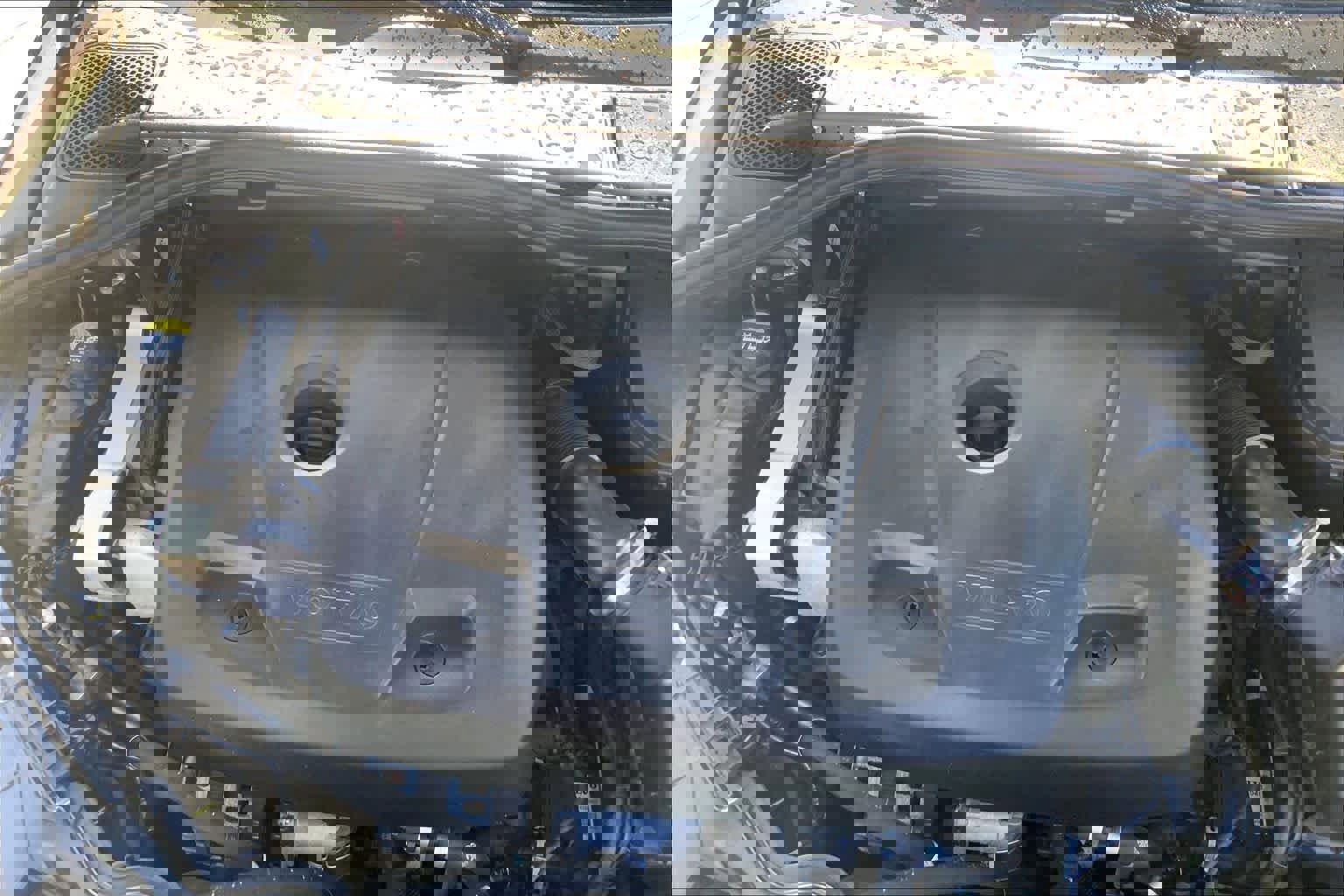 Used 2017 Volvo V60 T5 Platinum w/ Climate Package image 31