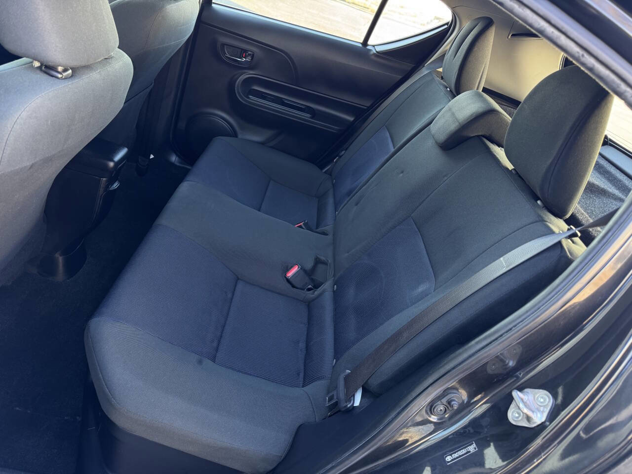 Used 2016 Toyota Prius C Two image 9