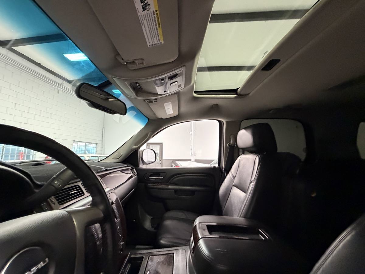 Used 2012 GMC Yukon Denali image 18