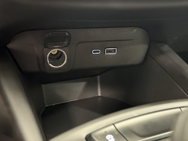 Certified 2024 Chevrolet Trax LS w/ LS Convenience Package FWD image 25
