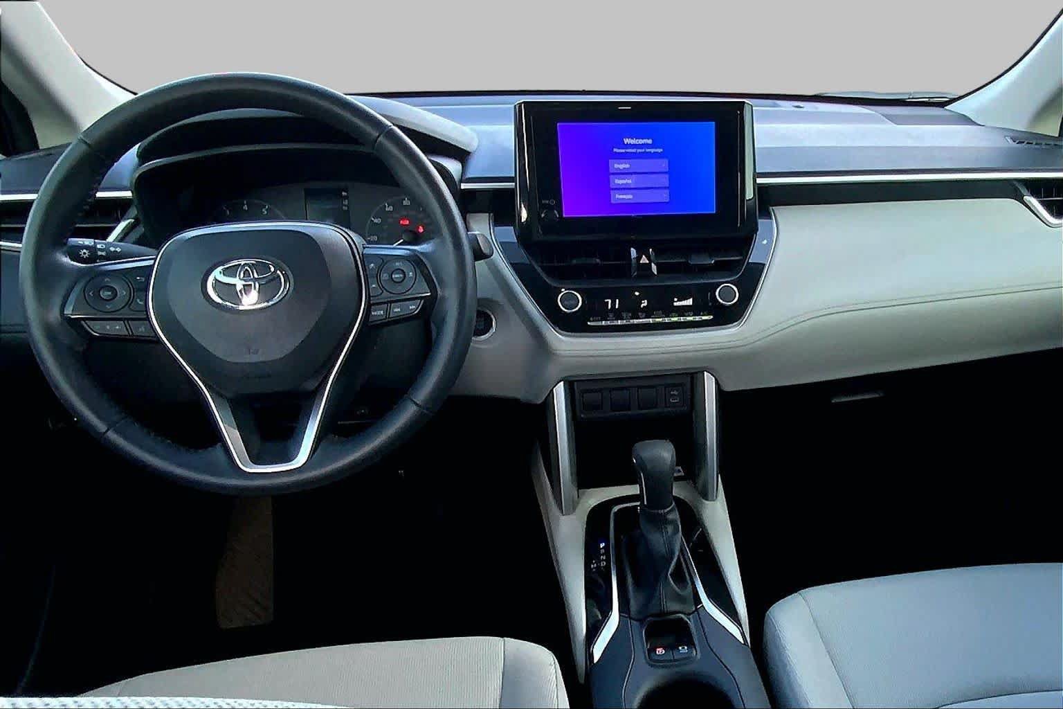 Used 2023 Toyota Corolla Cross LE FWD image 16