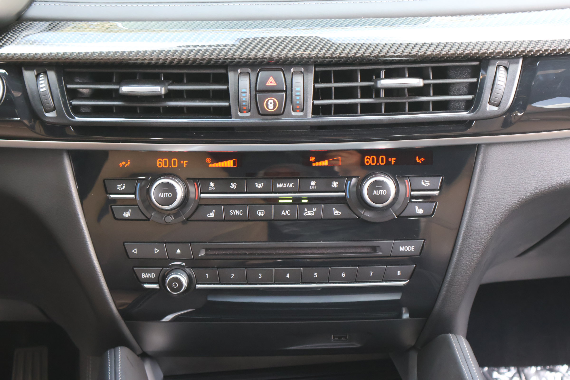 Used 2017 BMW X5 M AWD/4WD image 18