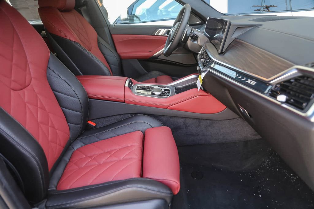 New 2026 BMW X6 xDrive40i w/ Premium Package image 13