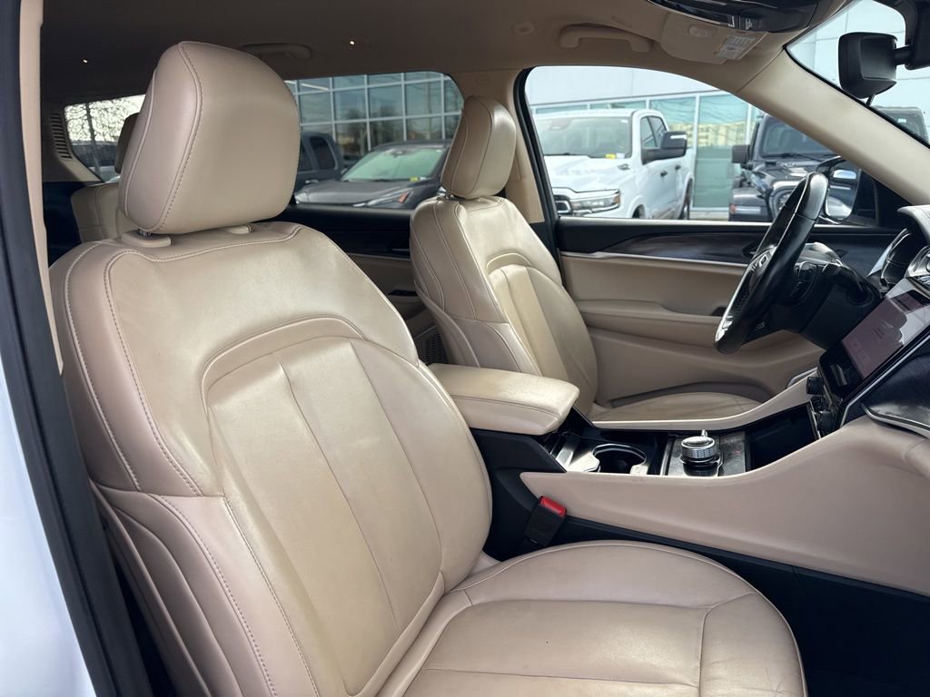 Used 2021 Jeep Grand Cherokee L Limited w/ MOPAR Finishing Package image 20