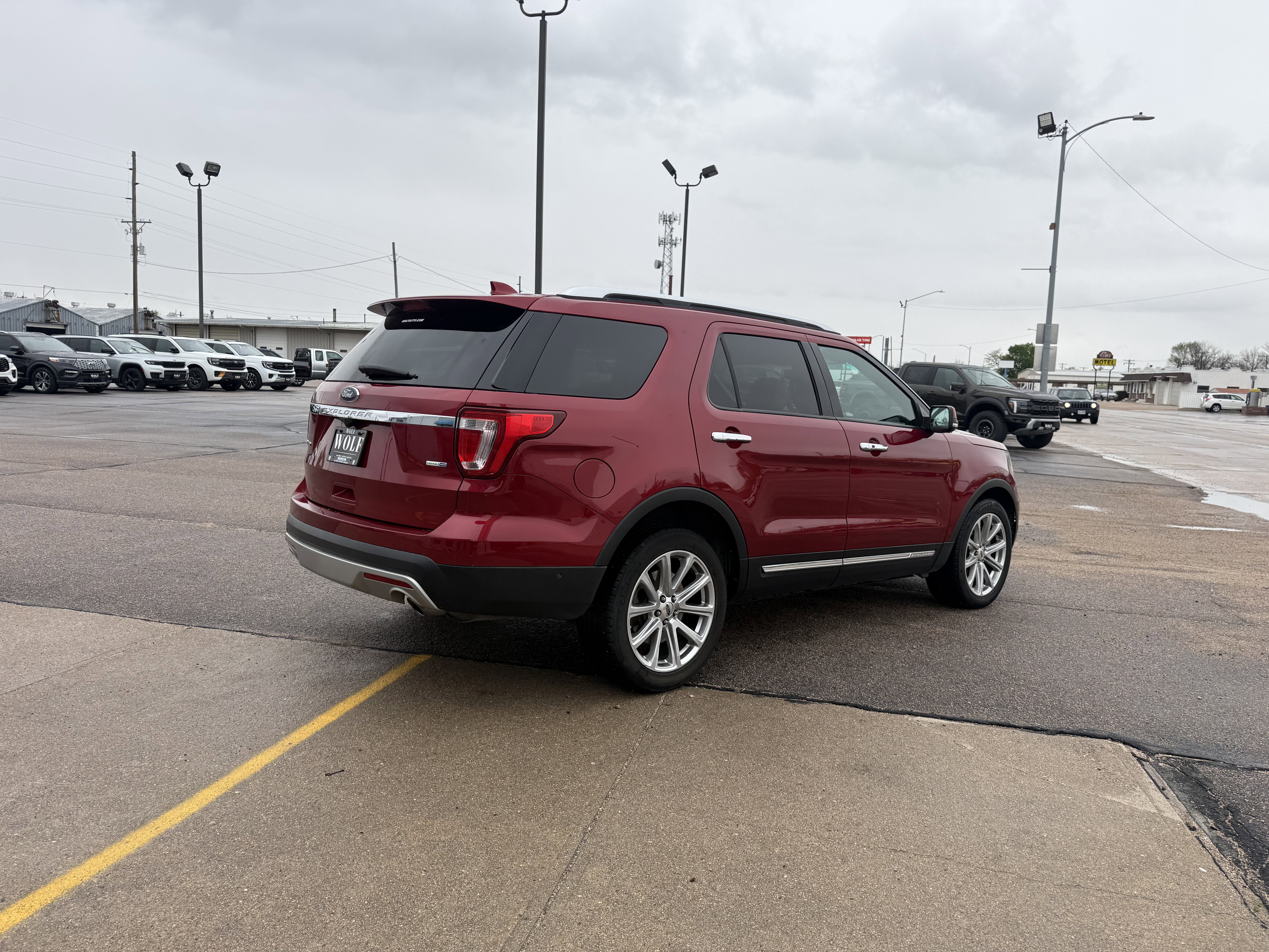 Used 2016 Ford Explorer Limited w/ Equipment Group 301A AWD/4WD image 6