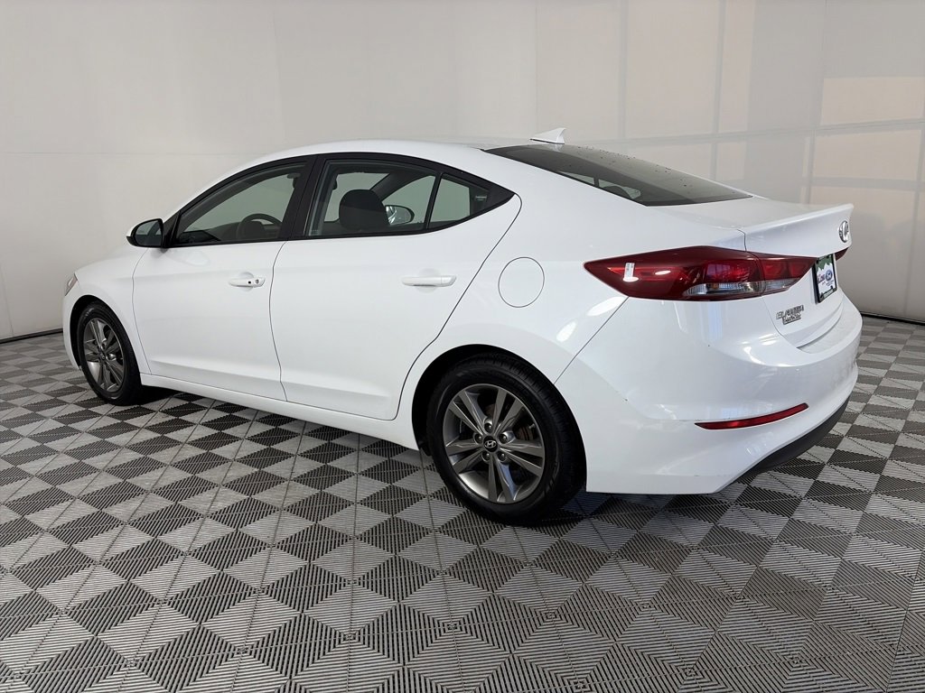 Used 2017 Hyundai Elantra Value Edition image 5