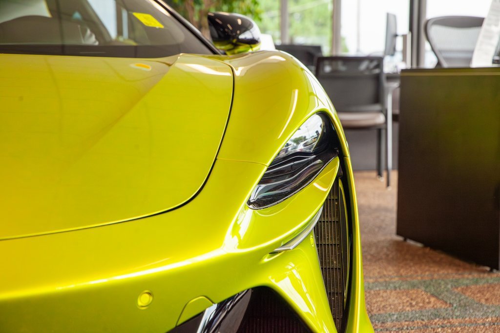 Used 2023 McLaren Artura image 5