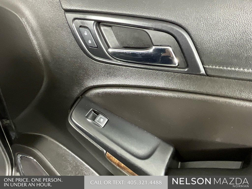 Used 2018 Chevrolet Tahoe LS image 21