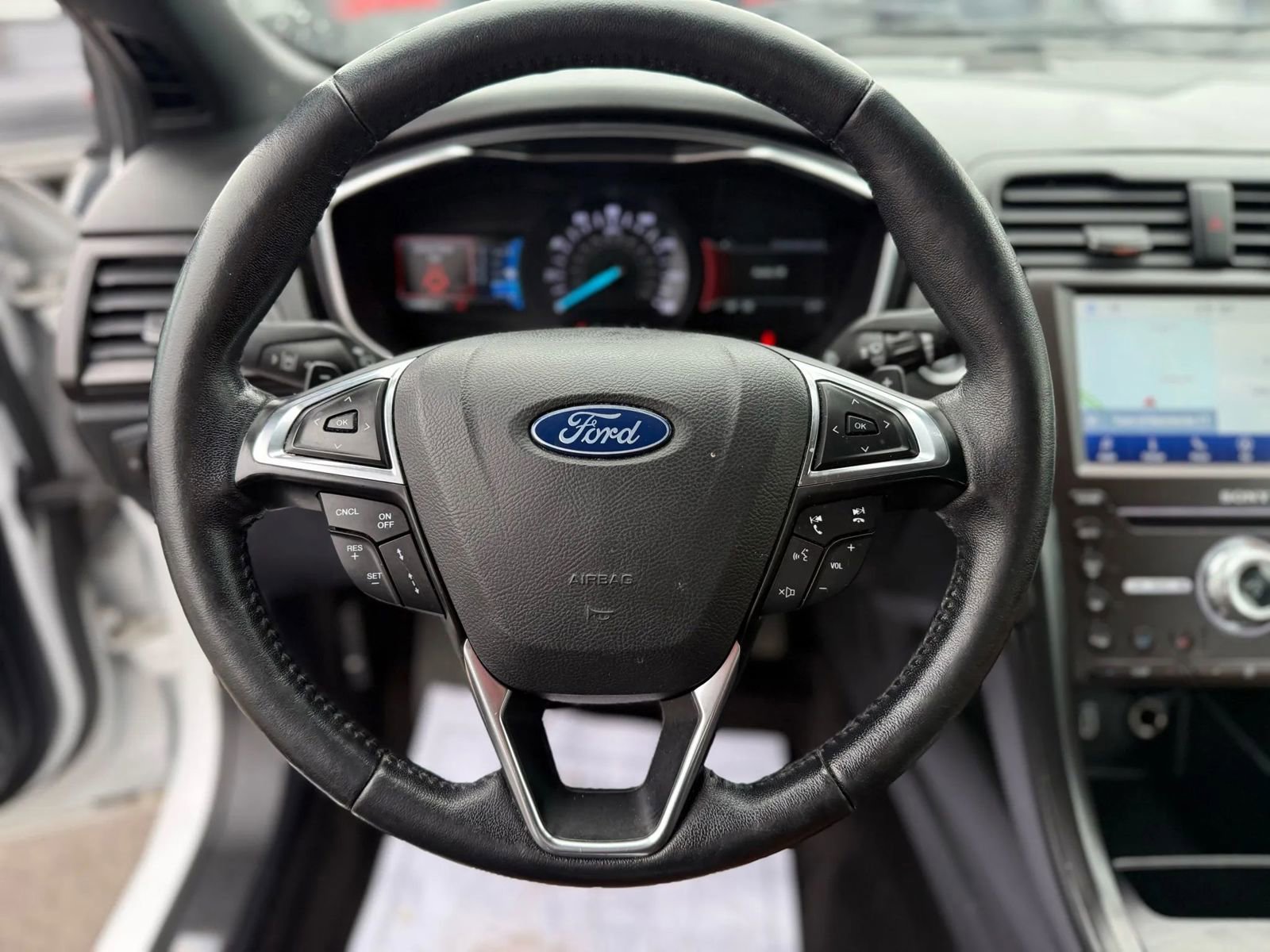 Used 2020 Ford Fusion Titanium image 30