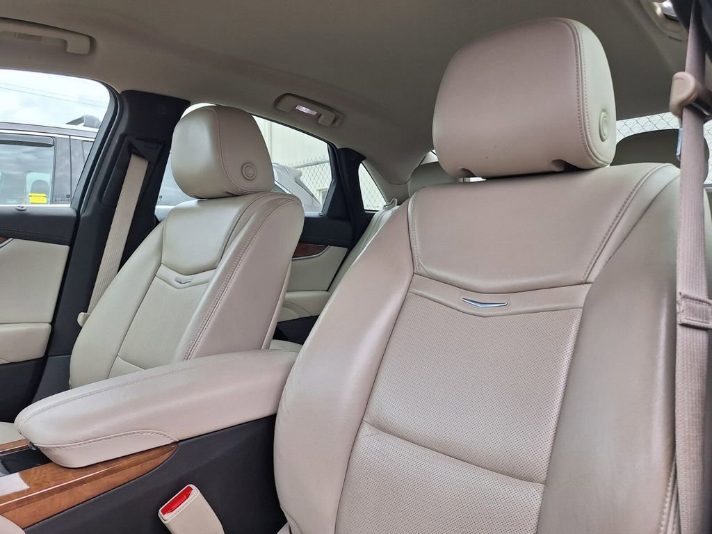 Used 2019 Cadillac XTS Luxury image 5