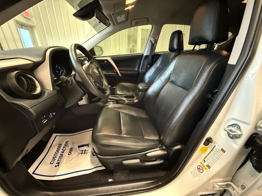 Used 2018 Toyota RAV4 LE image 16