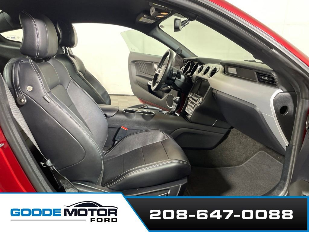 Used 2015 Ford Mustang GT Premium w/ Equipment Group 401A RWD image 21