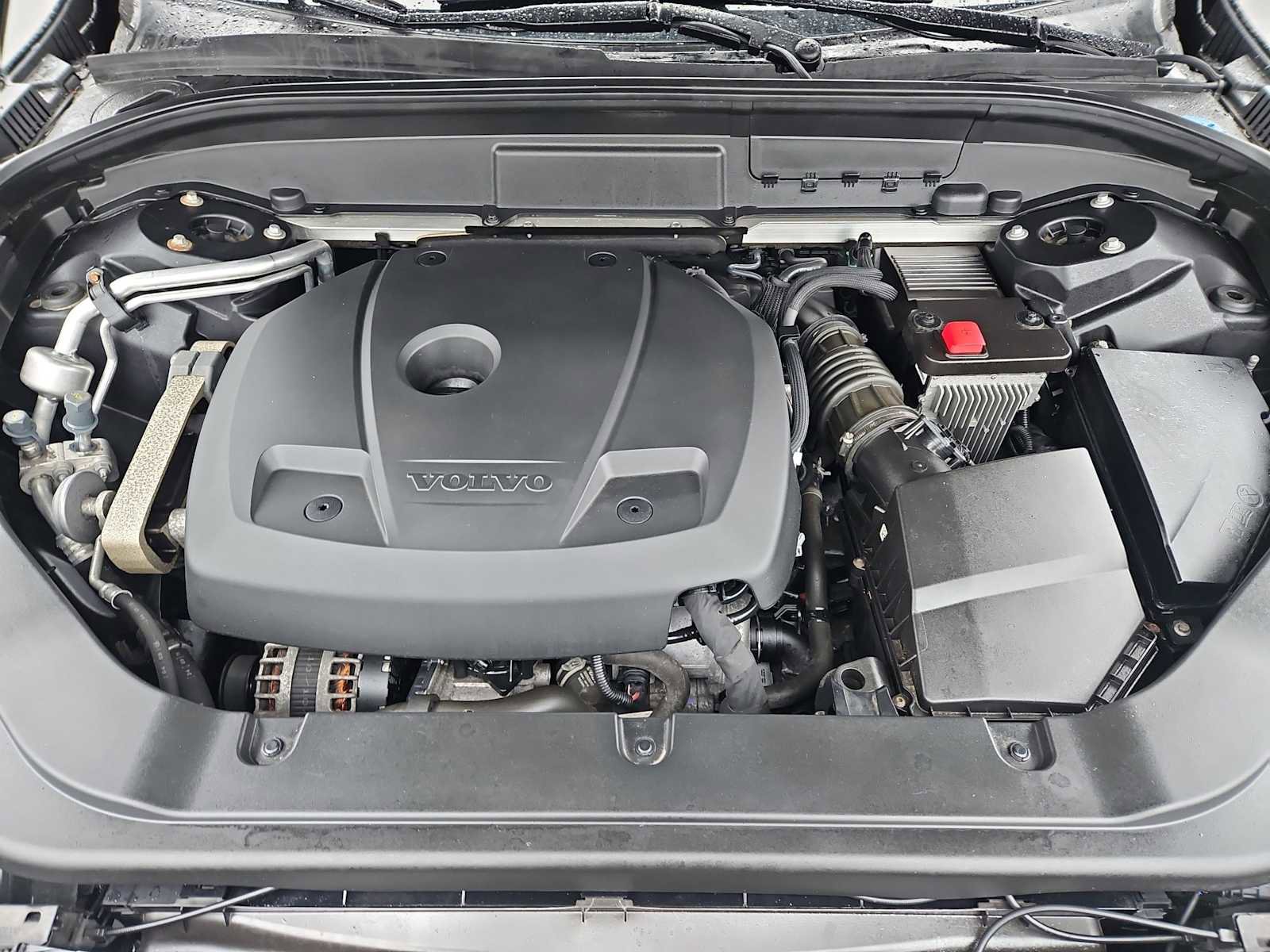 Used 2020 Volvo XC60 T6 R-Design w/ Protection Package Premier image 37