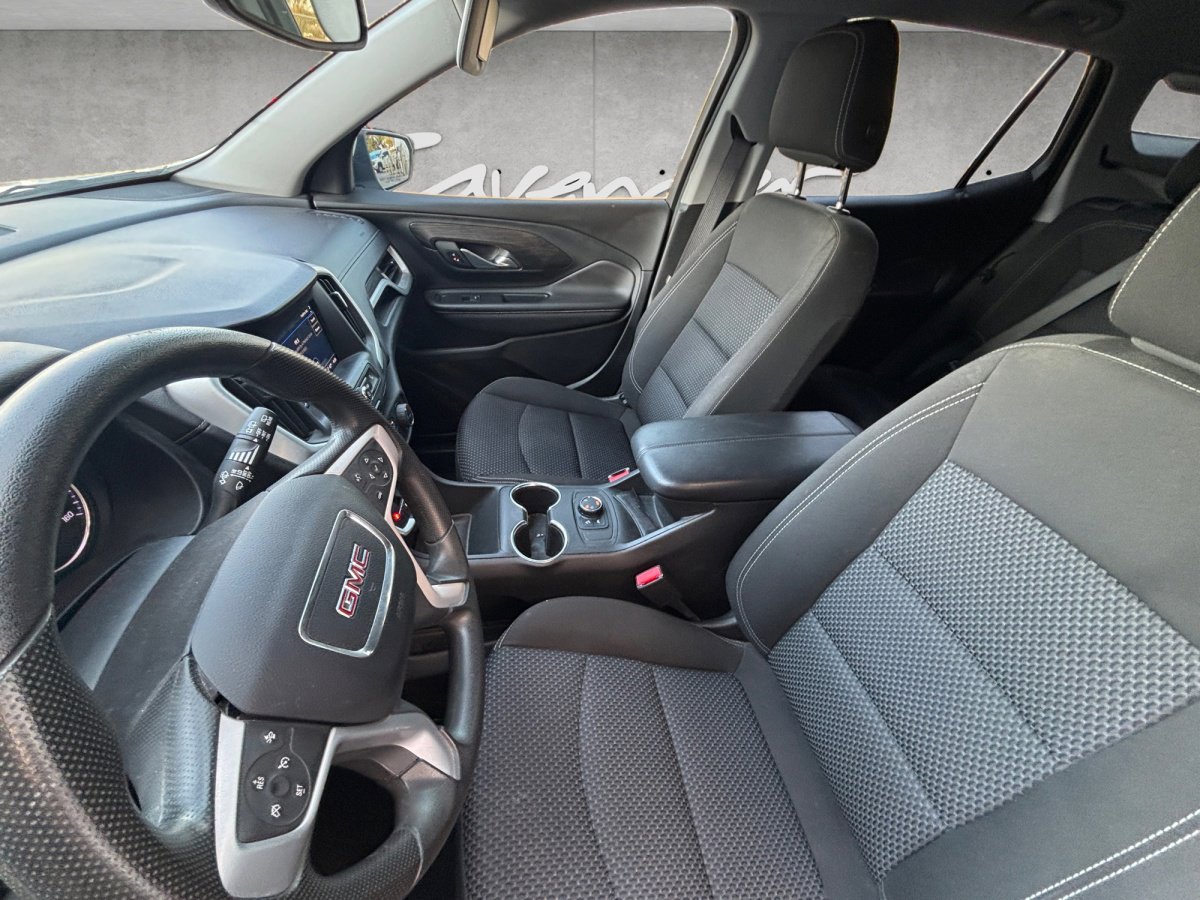 Used 2022 GMC Terrain SLE image 20