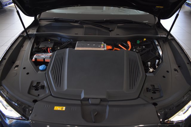 Used 2024 Audi Q8 e-tron Premium Plus AWD/4WD image 27