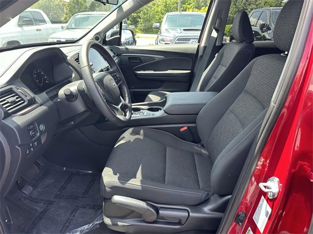 Certified 2025 Honda Ridgeline Sport image 13