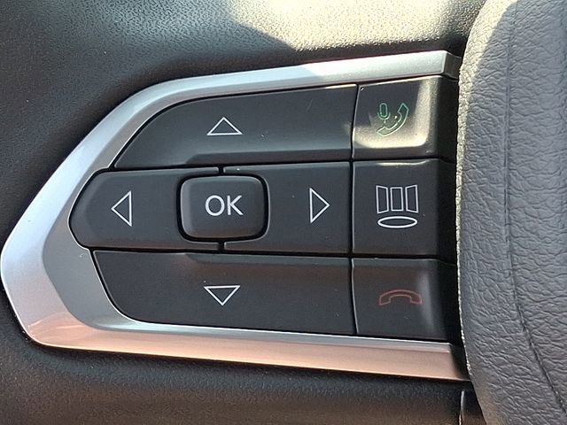 Used 2024 Jeep Compass Limited w/ Driver Assist Group I image 22