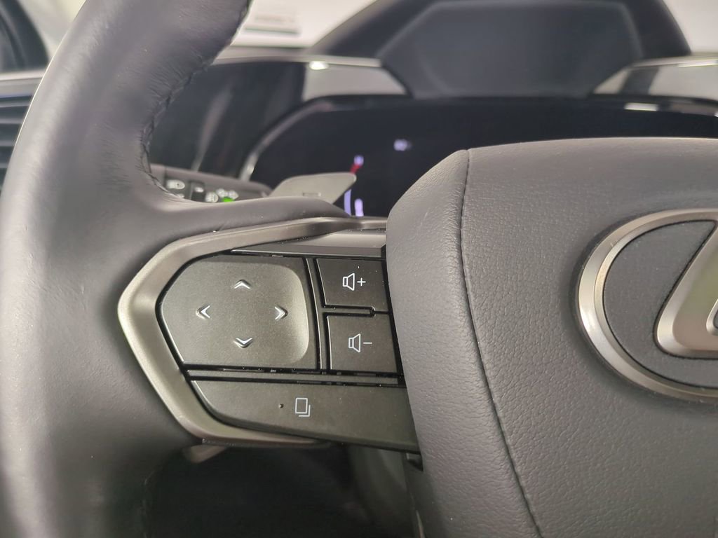 Used 2025 Lexus NX 350h AWD w/ Accessory Package (K3) image 33