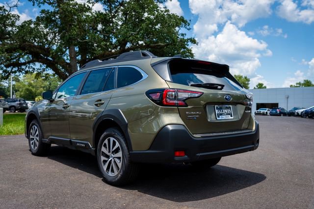 Certified 2025 Subaru Outback Premium image 4