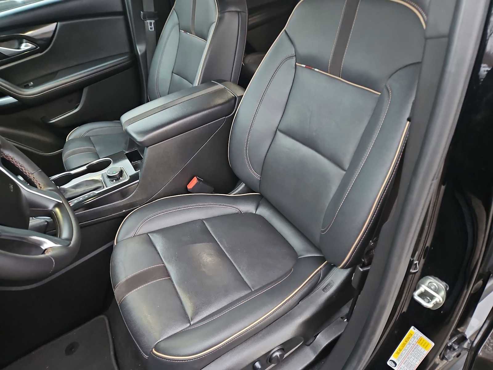 Certified 2022 Chevrolet Blazer Premier w/ Enhanced Convenience Package image 16