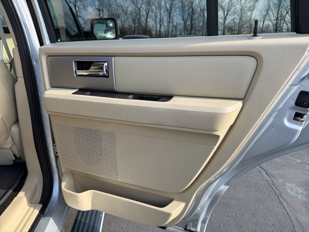 Used 2016 Ford Expedition Limited w/ Equipment Group 301A image 26