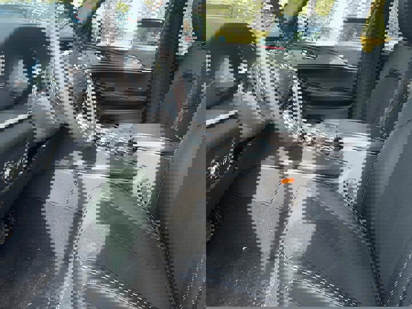 New 2025 Jeep Grand Cherokee L Altitude image 11