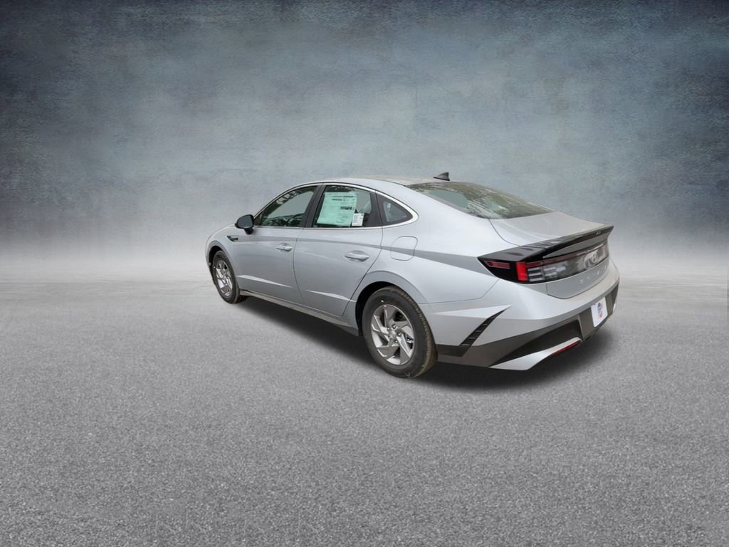 Used 2026 Hyundai Sonata SE image 17