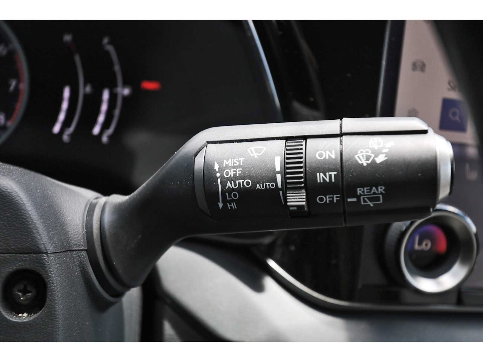 Used 2024 Lexus RX 350 Premium w/ Convenience Package FWD image 18