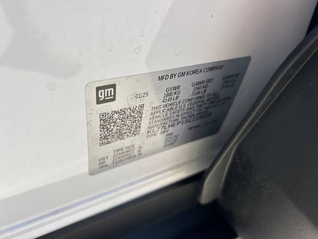 Used 2025 Chevrolet Trax LT FWD image 10