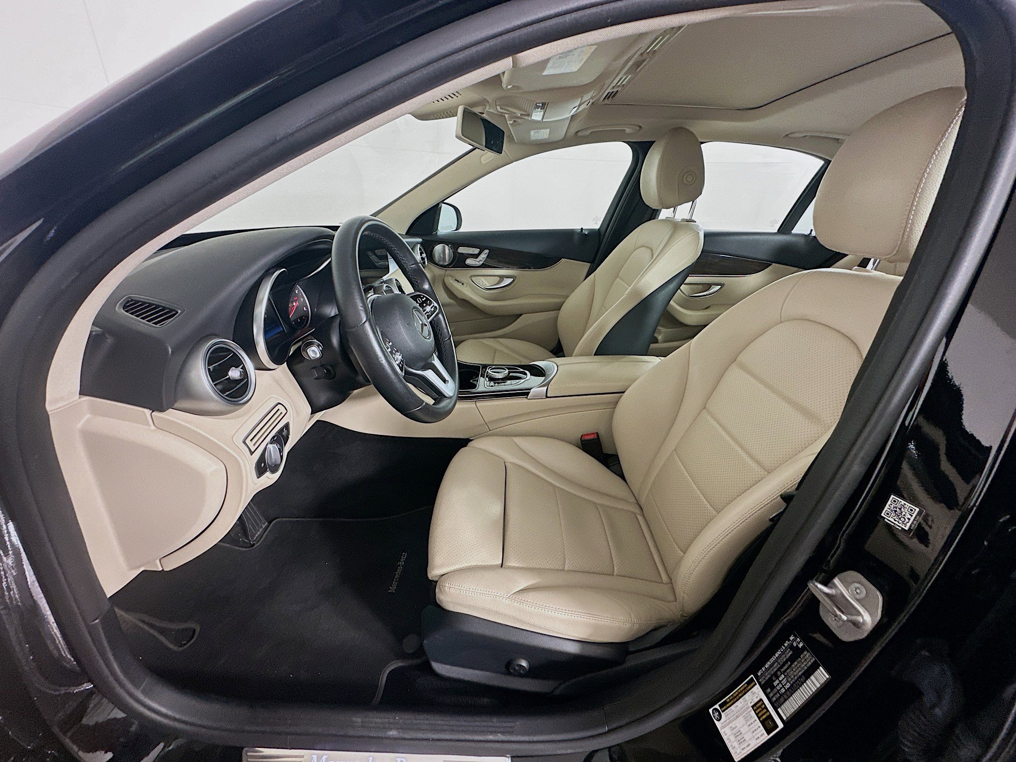 Used 2020 Mercedes-Benz C 300 Sedan image 13