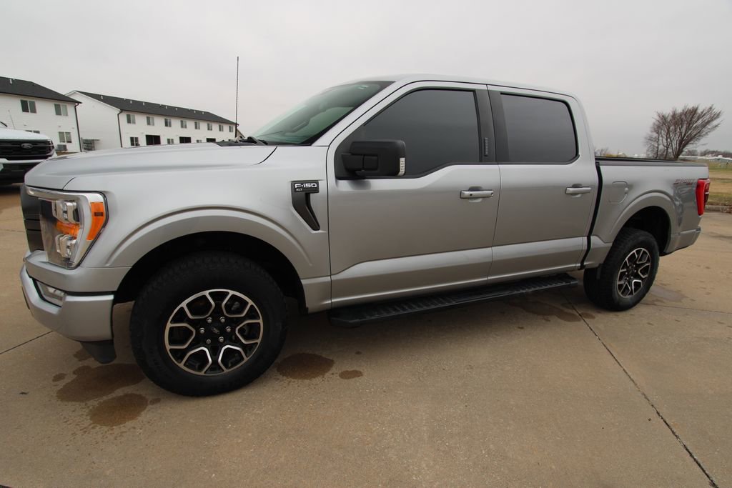 Used 2022 Ford F150 XLT w/ Equipment Group 302A High image 17