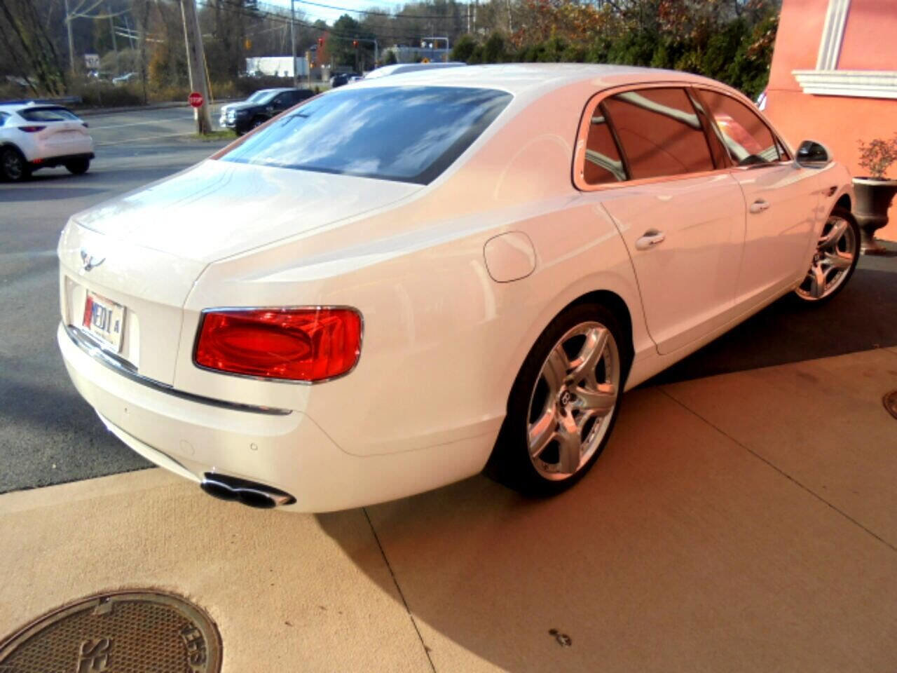 Used 2016 Bentley Flying Spur V8 image 18