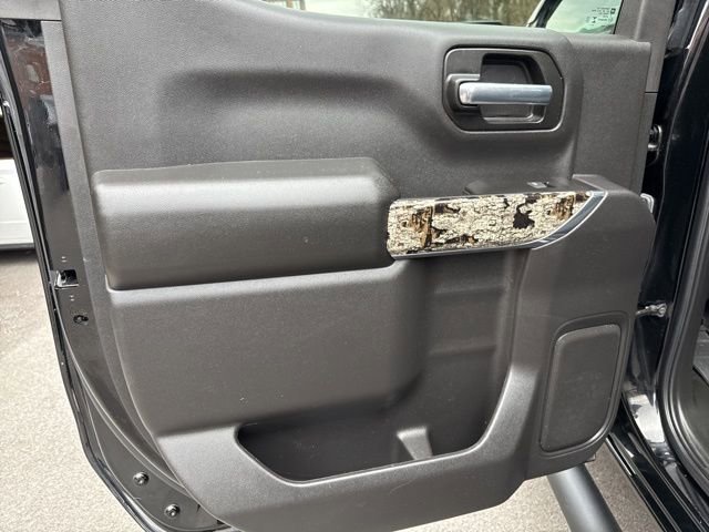 Used 2025 Chevrolet Silverado 1500 Custom Trail Boss w/ Realtree Special Edition image 17