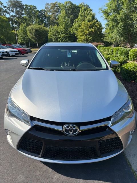 Used 2016 Toyota Camry SE FWD image 1
