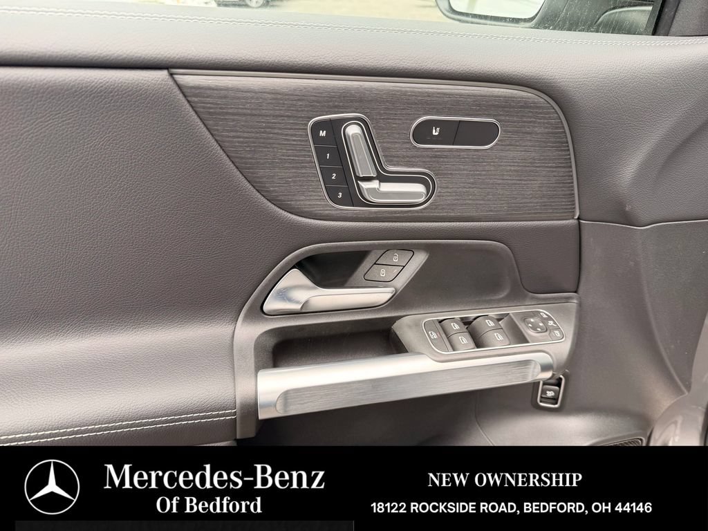 New 2026 Mercedes-Benz GLB 250 4MATIC image 8