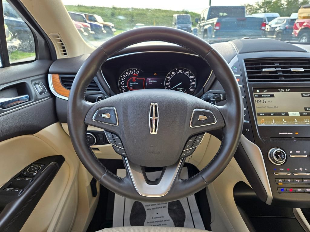 Used 2016 Lincoln MKC Reserve w/ Lincoln MKC Climate Package FWD image 19