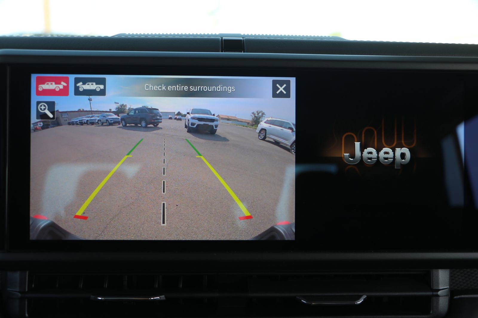 New 2025 Jeep Gladiator Rubicon w/ Convenience Group image 22