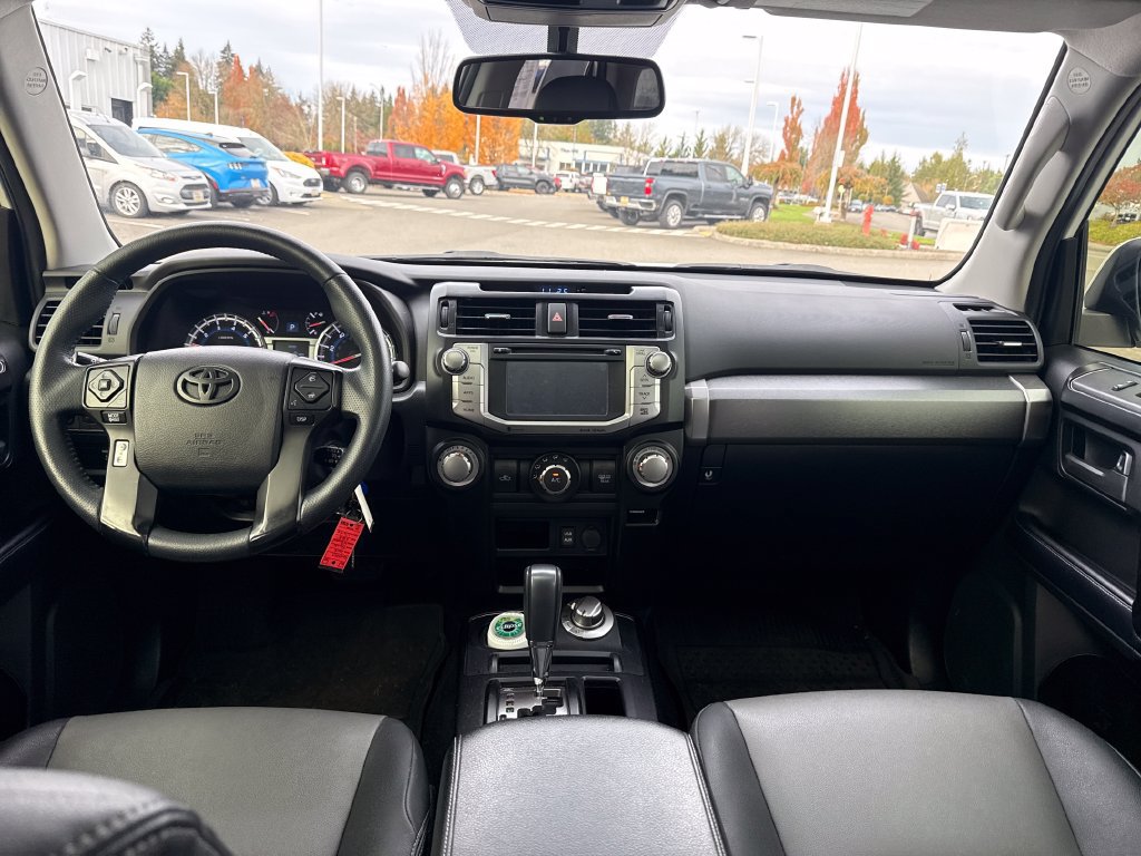 Used 2019 Toyota 4Runner SR5 Premium AWD/4WD image 6