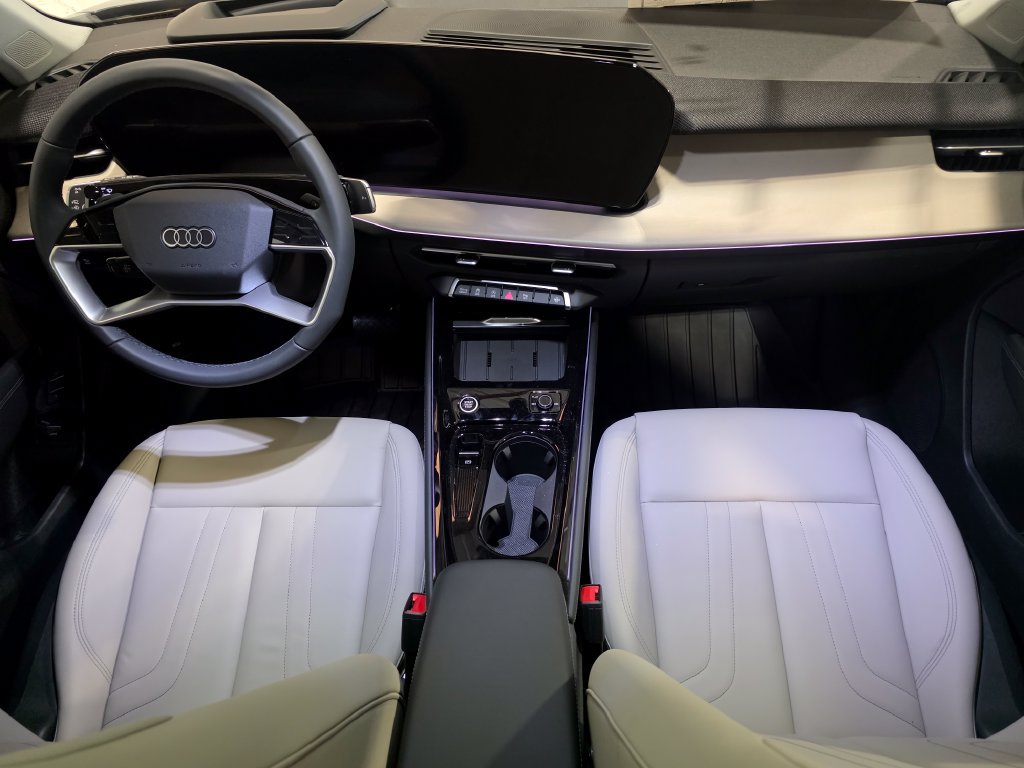 New 2026 Audi Q3 quattro 2.0T AWD/4WD image 13