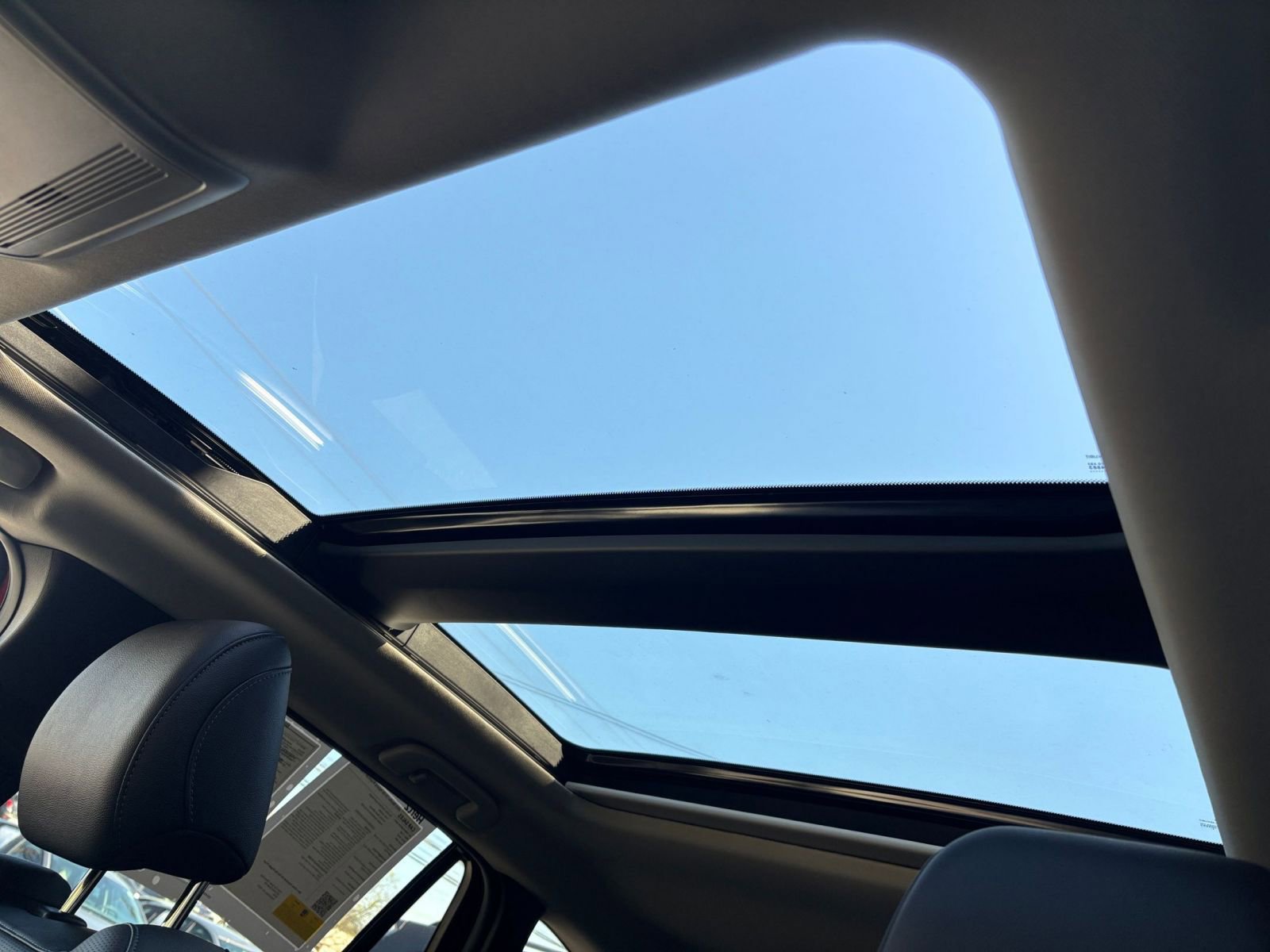 Used 2025 MAZDA CX-50 2.5 Hybrid w/ Premium Plus Pkg image 31