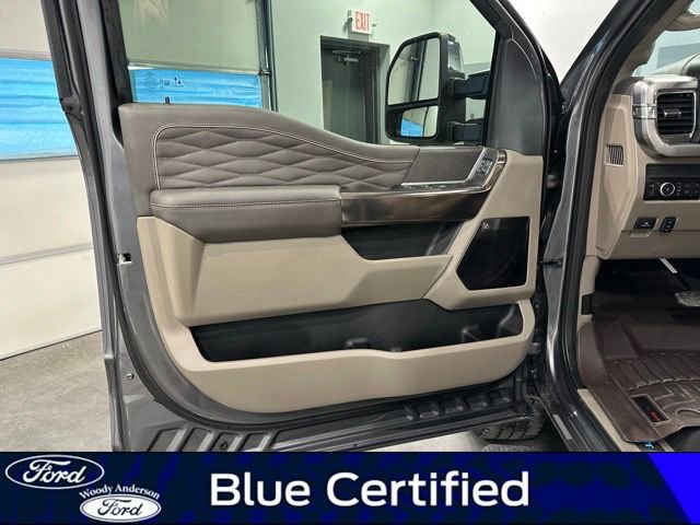Certified 2025 Ford F350 Platinum w/ Platinum Plus Package image 28